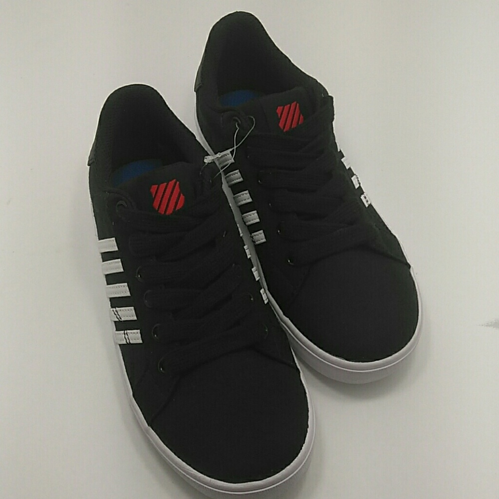 K-Swiss Kids SZ 3 Low Top Belmont Canvas Sneakers